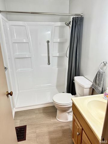 509 N Waldemere Road, Muncie, IN 47303