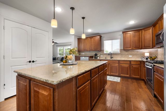 3194 Full Sail Lane, Frisco, TX 75036