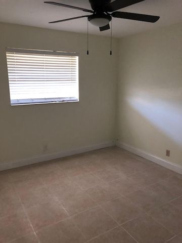 2530 Pierce Street 202, Hollywood, FL 33020