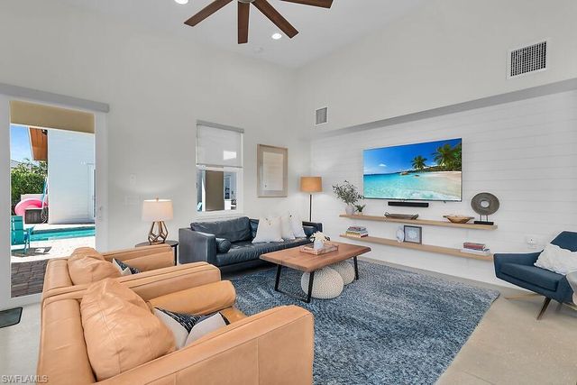 255 Columbus WAY, Marco Island, FL 34145