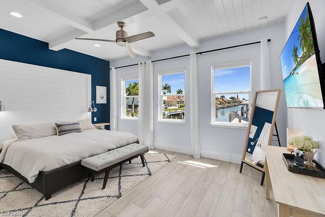 255 Columbus WAY, Marco Island, FL 34145