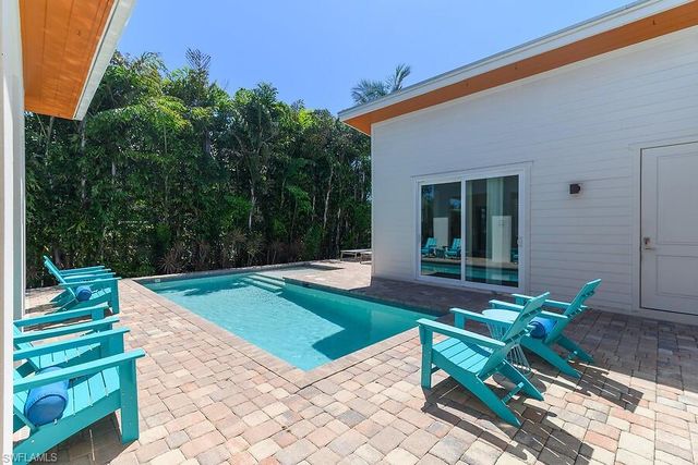 255 Columbus WAY, Marco Island, FL 34145