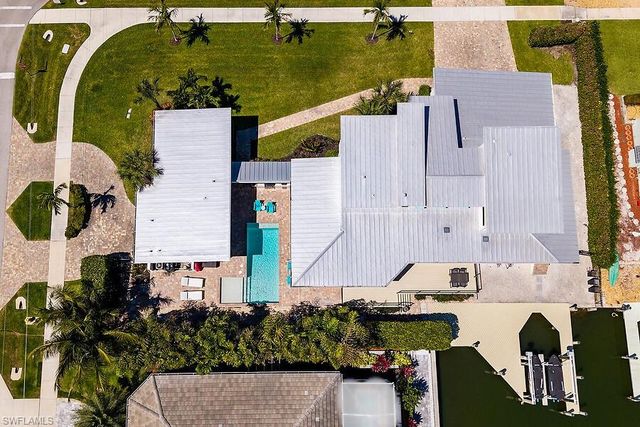 255 Columbus WAY, Marco Island, FL 34145