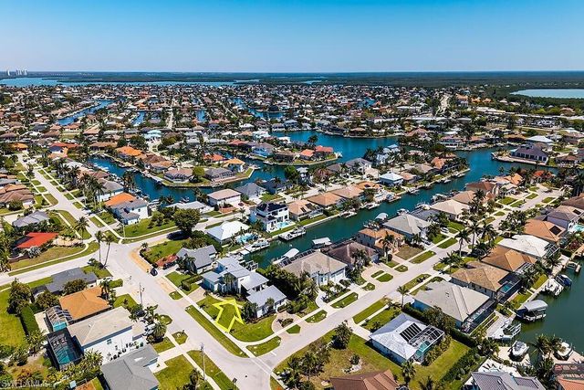 255 Columbus WAY, Marco Island, FL 34145