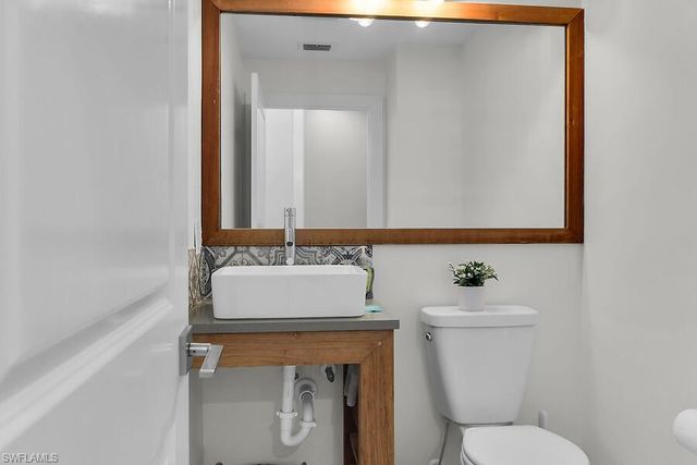 255 Columbus WAY, Marco Island, FL 34145