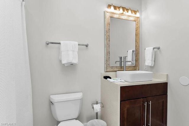 255 Columbus WAY, Marco Island, FL 34145