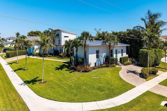 255 Columbus WAY, Marco Island, FL 34145