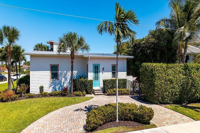 255 Columbus WAY, Marco Island, FL 34145