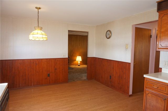 100 Rusty Lane, Greece, NY 14626