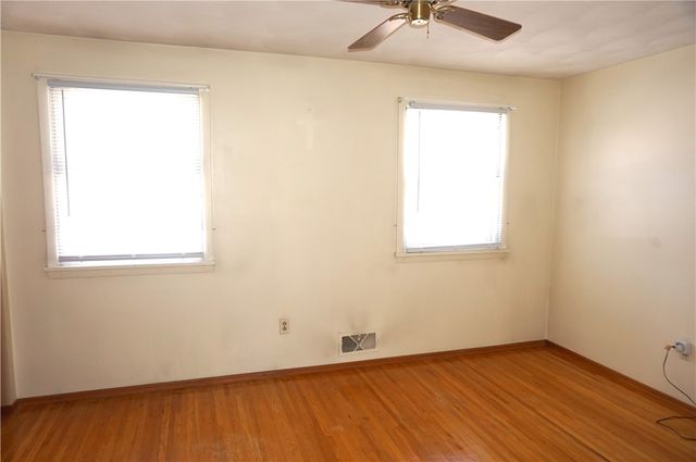 100 Rusty Lane, Greece, NY 14626