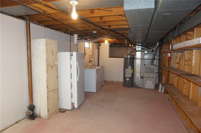 100 Rusty Lane, Greece, NY 14626