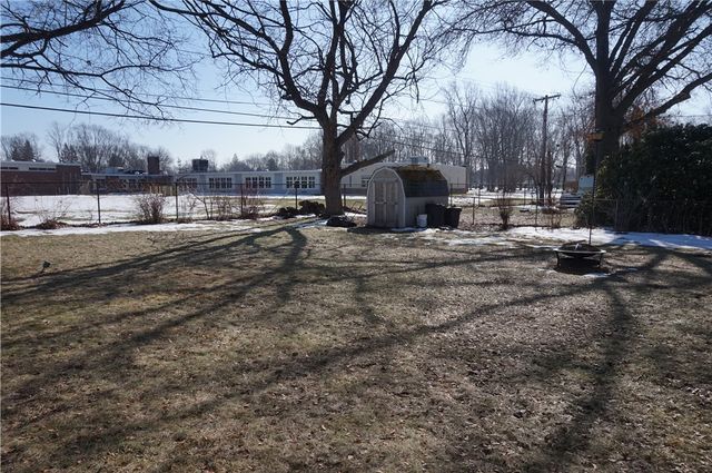 100 Rusty Lane, Greece, NY 14626