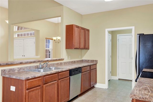 834 Hyacinth Circle, Guyton, GA 31312