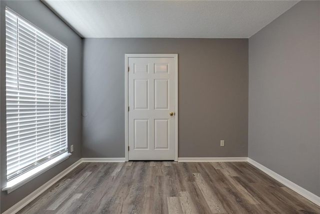 7024 N Winchester Avenue, Kansas City, MO 64119