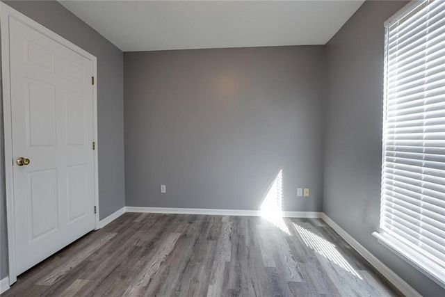 7024 N Winchester Avenue, Kansas City, MO 64119