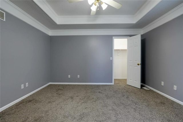 7024 N Winchester Avenue, Kansas City, MO 64119