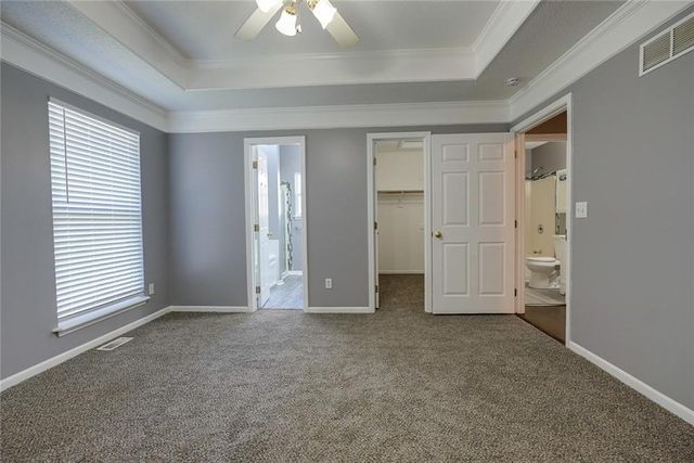 7024 N Winchester Avenue, Kansas City, MO 64119