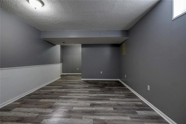 7024 N Winchester Avenue, Kansas City, MO 64119