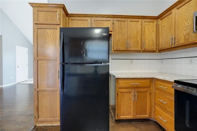 7024 N Winchester Avenue, Kansas City, MO 64119