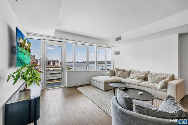 800 Ave At Port Imperial Boulevard 703, Weehawken, NJ 07086