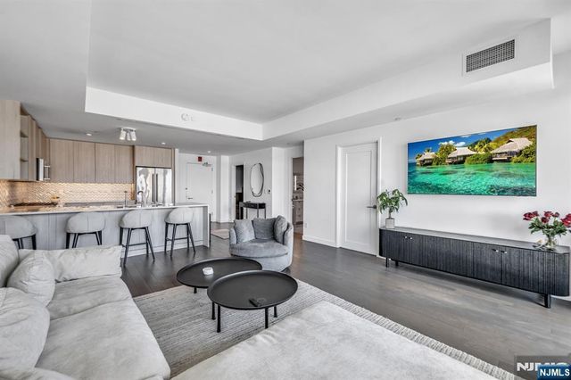 800 Ave At Port Imperial Boulevard 703, Weehawken, NJ 07086