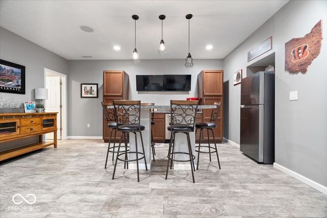 8702 N Autumnview Drive, Mccordsville, IN 46055