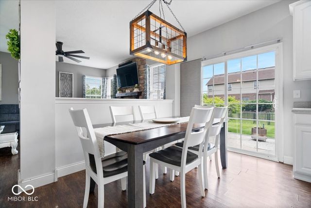 8702 N Autumnview Drive, Mccordsville, IN 46055