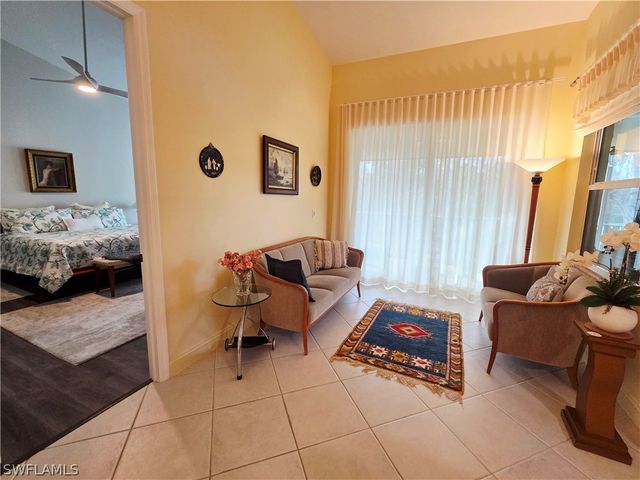 6775 Huntington Lakes CIR 202, Naples, FL 34119
