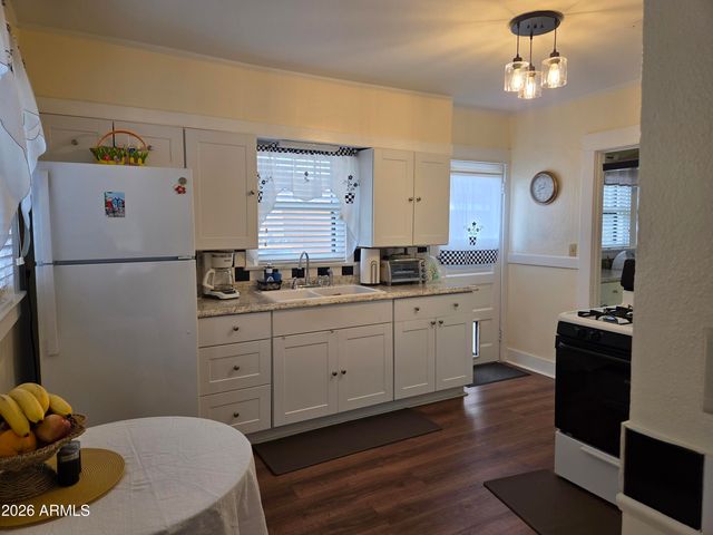 24 Black Knob View, Bisbee, AZ 85603