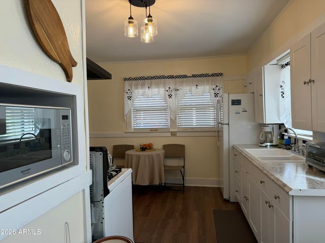 24 Black Knob View, Bisbee, AZ 85603