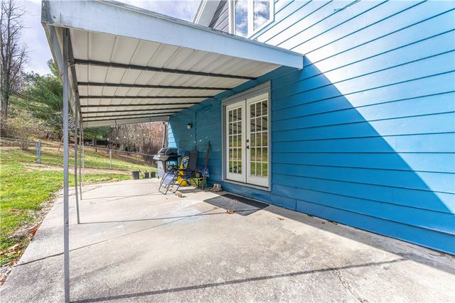 1470 Old Leechburg Rd, Plum Boro, PA 15239