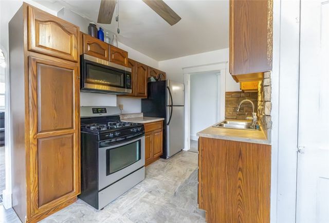 1470 Old Leechburg Rd, Plum Boro, PA 15239