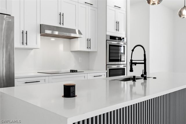 642 NW 28th TER, Cape Coral, FL 33993