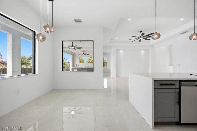 642 NW 28th TER, Cape Coral, FL 33993