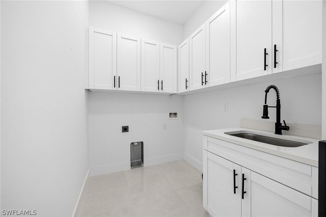 642 NW 28th TER, Cape Coral, FL 33993