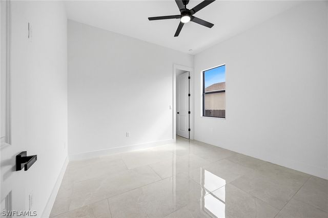 642 NW 28th TER, Cape Coral, FL 33993