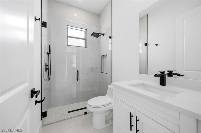 642 NW 28th TER, Cape Coral, FL 33993