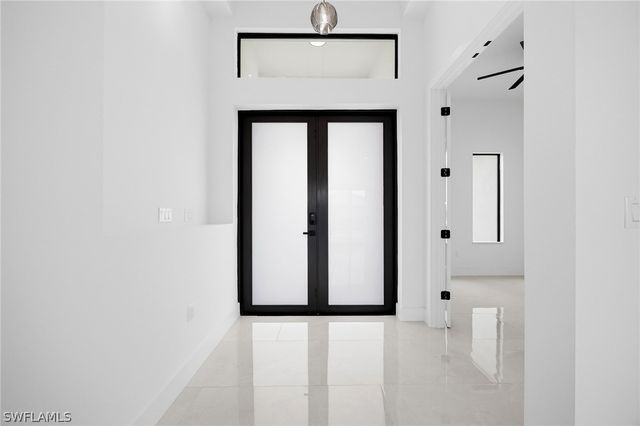 642 NW 28th TER, Cape Coral, FL 33993