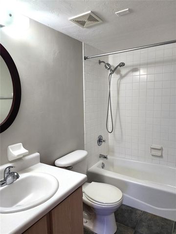 2360 SW ARCHER ROAD SW 205, Gainesville, FL 32608