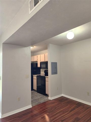 2360 SW ARCHER ROAD SW 205, Gainesville, FL 32608