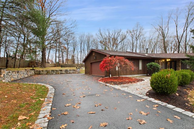 22 Franklin Drive, Mahopac, NY 10541