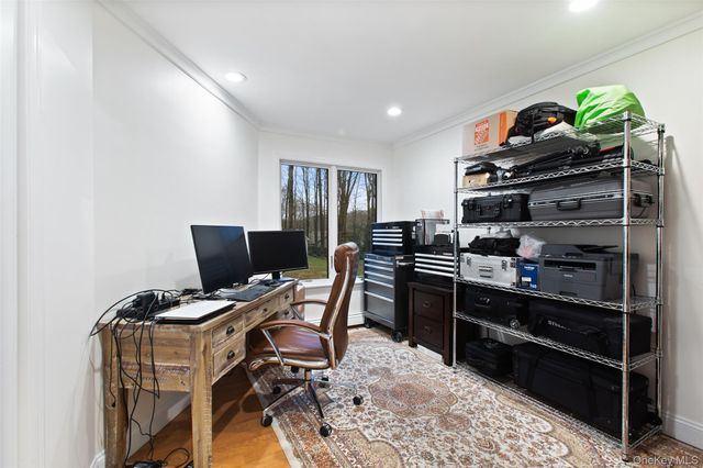 22 Franklin Drive, Mahopac, NY 10541