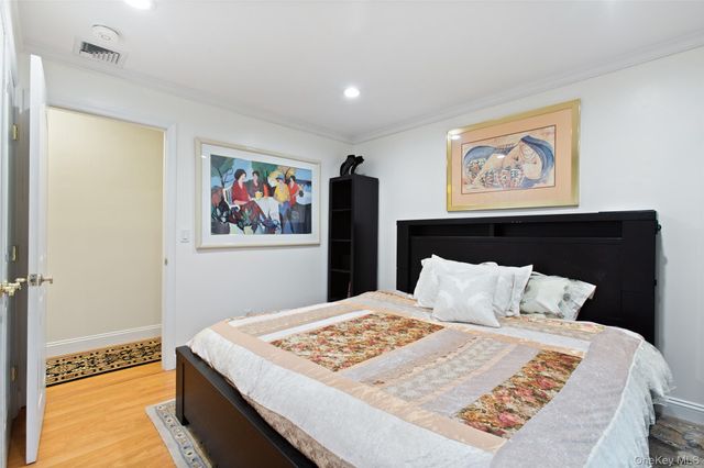 22 Franklin Drive, Mahopac, NY 10541