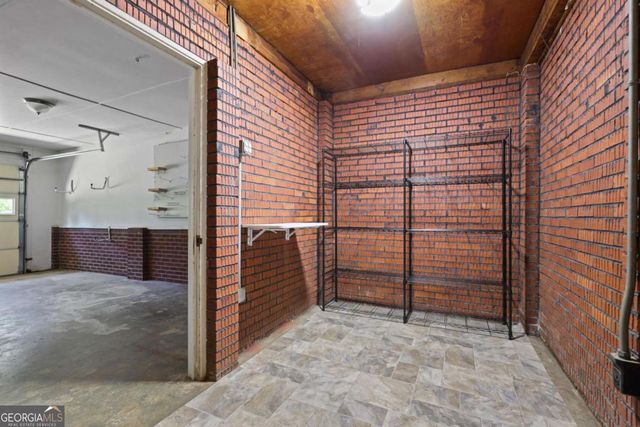 2311 Robin Lane SE, Smyrna, GA 30080