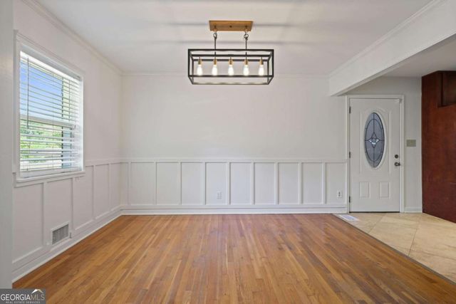 2311 Robin Lane SE, Smyrna, GA 30080