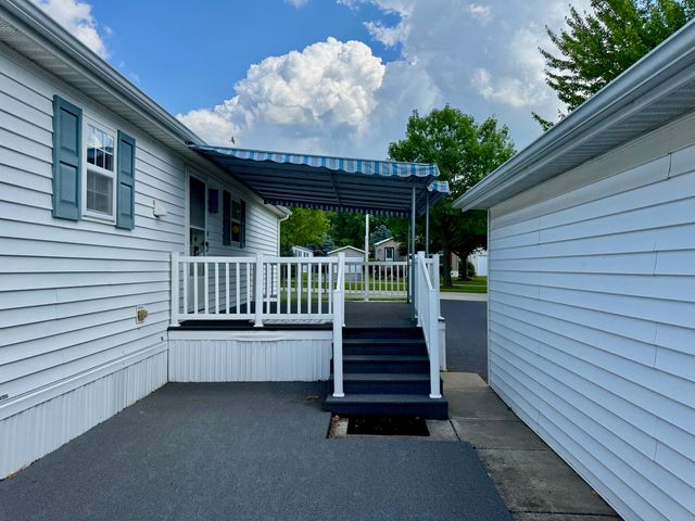 728 Cherokee Trail, Marengo, IL 60152
