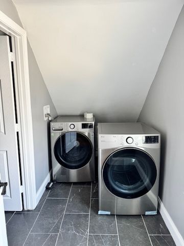 374 Hope Street 3, Providence, RI 02906