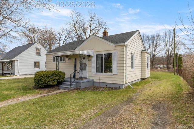 6327 Hunt Street, Romulus, MI 48174