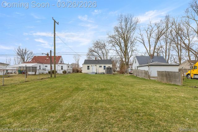 6327 Hunt Street, Romulus, MI 48174