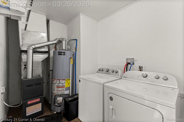 6327 Hunt Street, Romulus, MI 48174